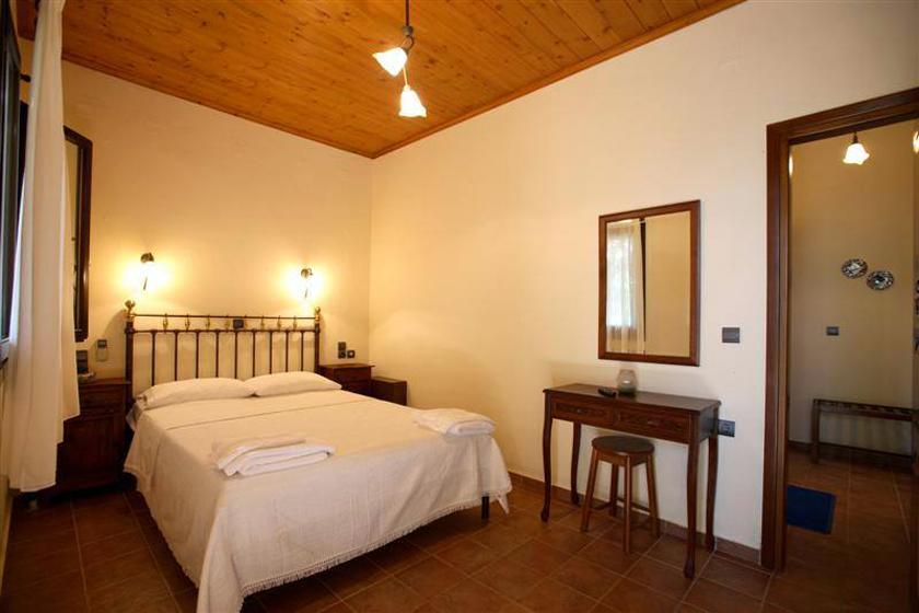 Mirsinia Apartments - Skopelos Лутраки Экстерьер фото