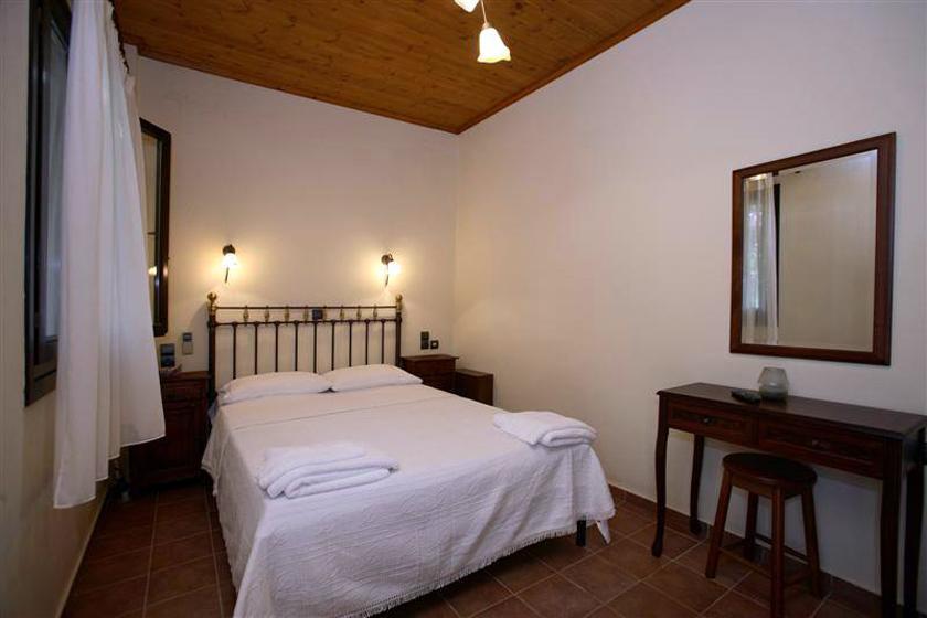 Mirsinia Apartments - Skopelos Лутраки Экстерьер фото