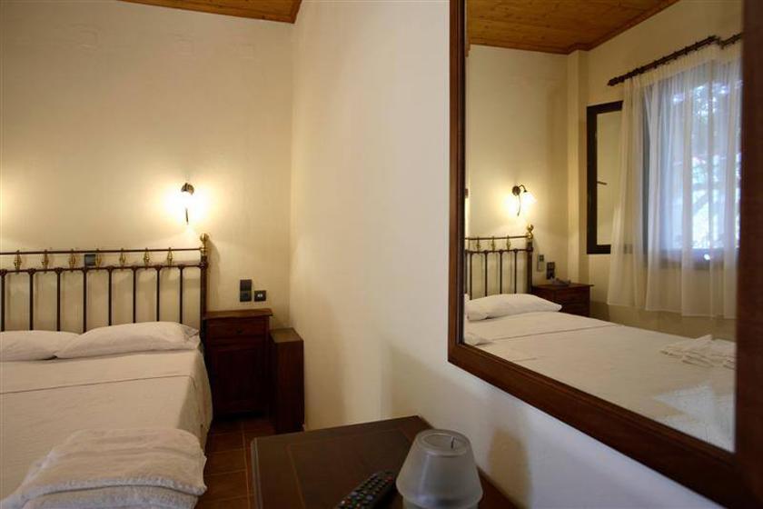 Mirsinia Apartments - Skopelos Лутраки Экстерьер фото